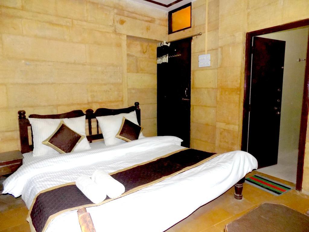 Hotel Fotiya ไจซัลเมอร์ ภายนอก รูปภาพ
